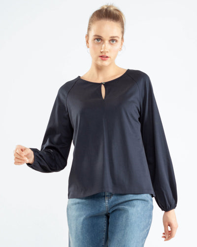 Alma Lovis Raglan Blouse