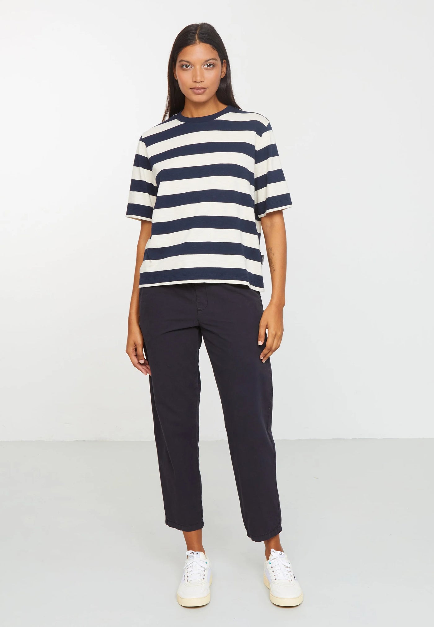 RECOLUTION Woman T-Shirt AZOLLA STRIPES