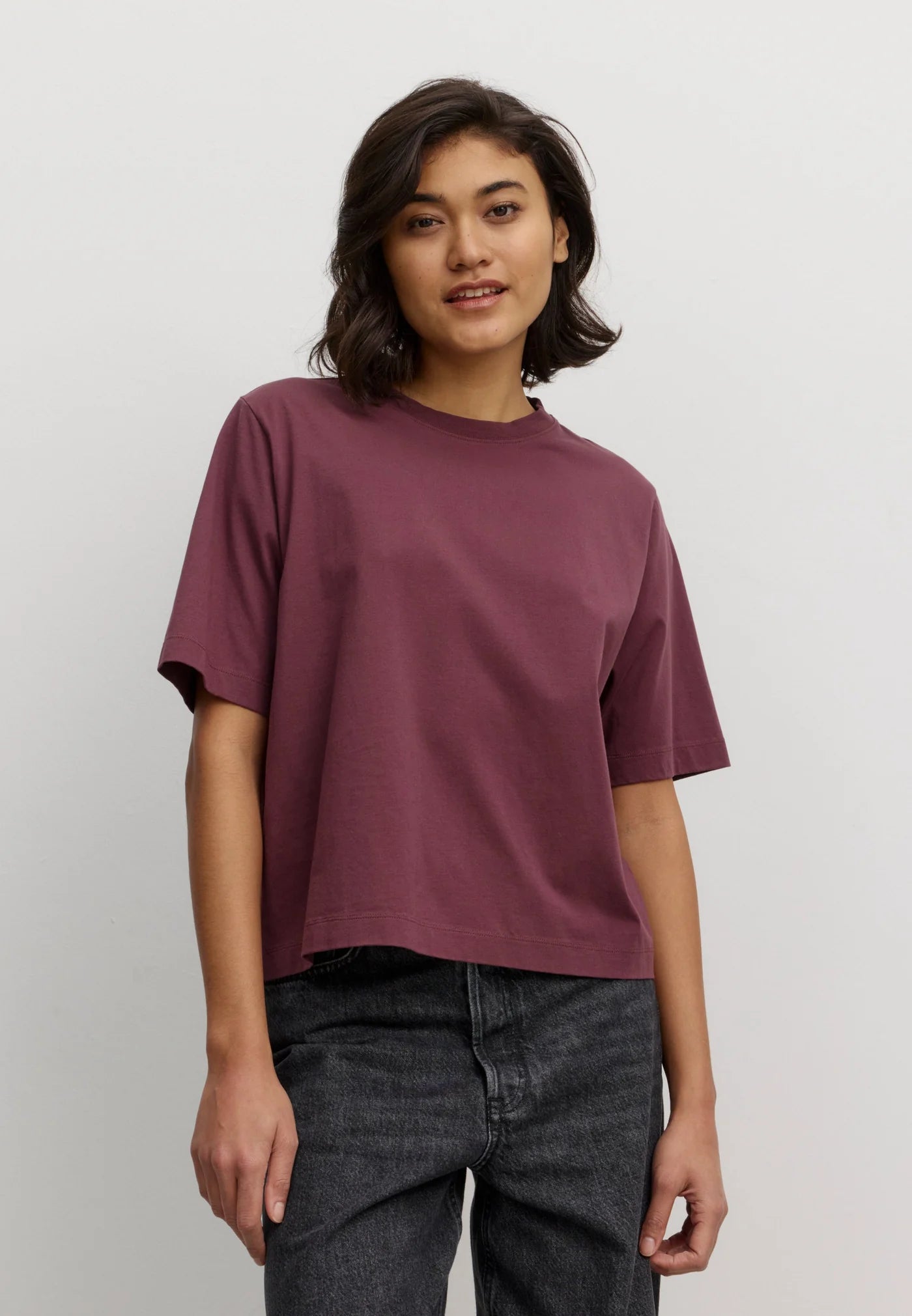 RECOLUTION Woman T-Shirt AZOLLA