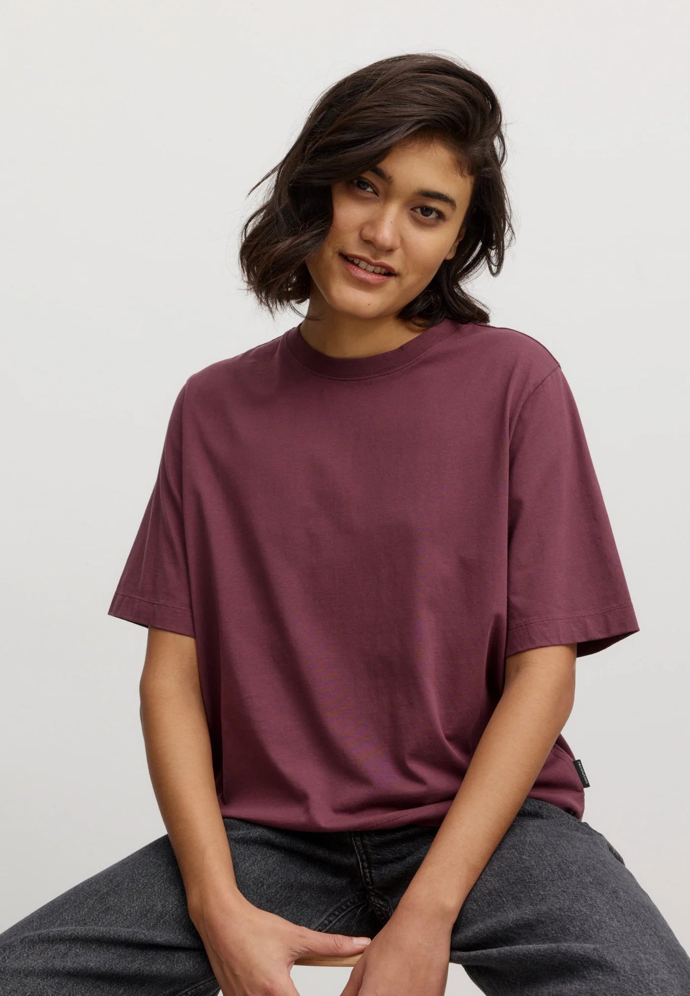 RECOLUTION Woman T-Shirt AZOLLA