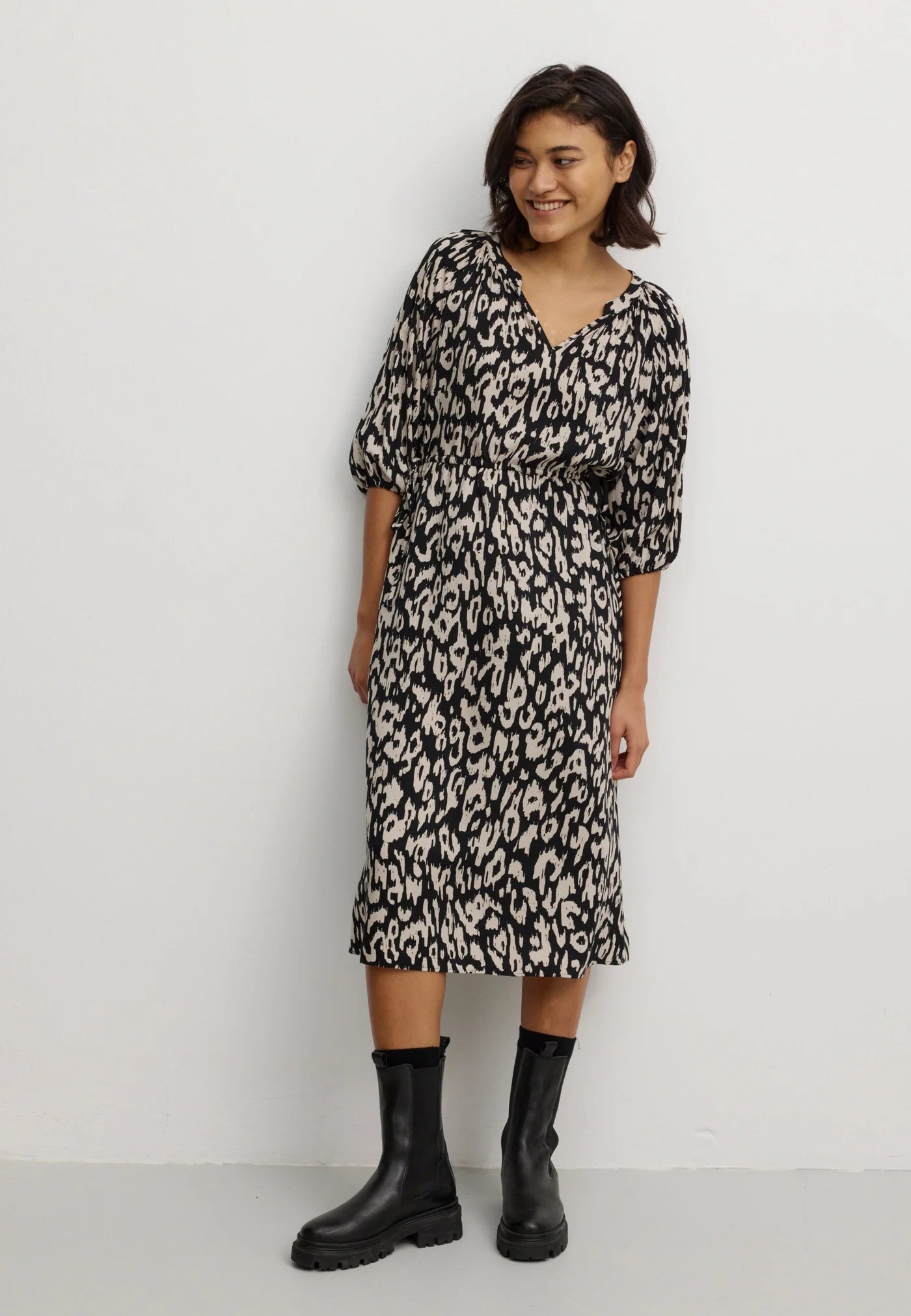 RECOLUTION Stoffkleid NEMESIA BLOT