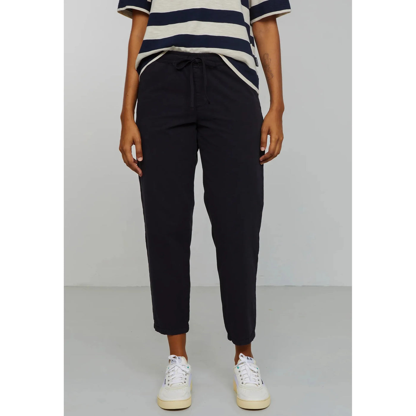 RECOLUTION Jogg Chino KALE