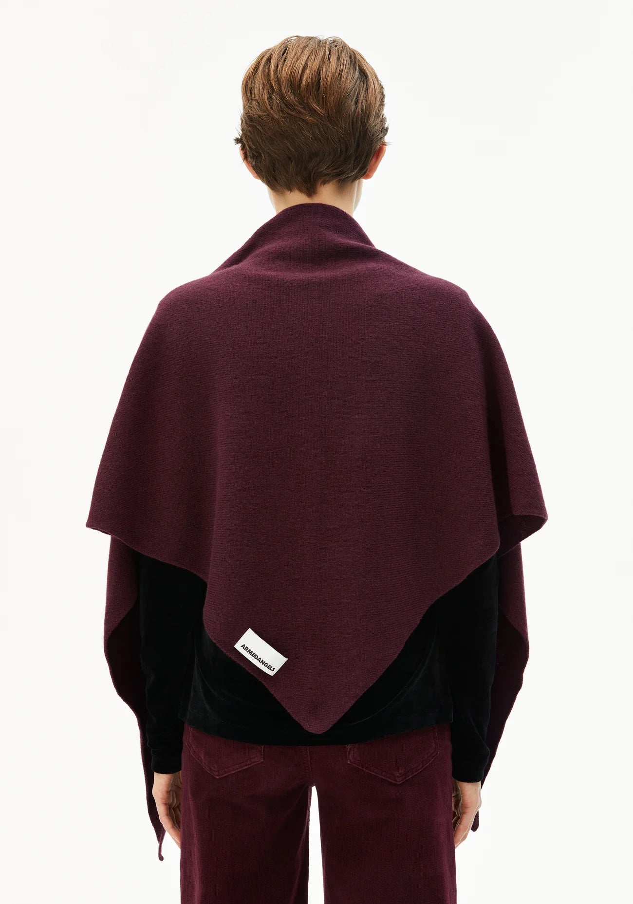 ARMEDANGELS BRYANAA TRIANGLE SCARF