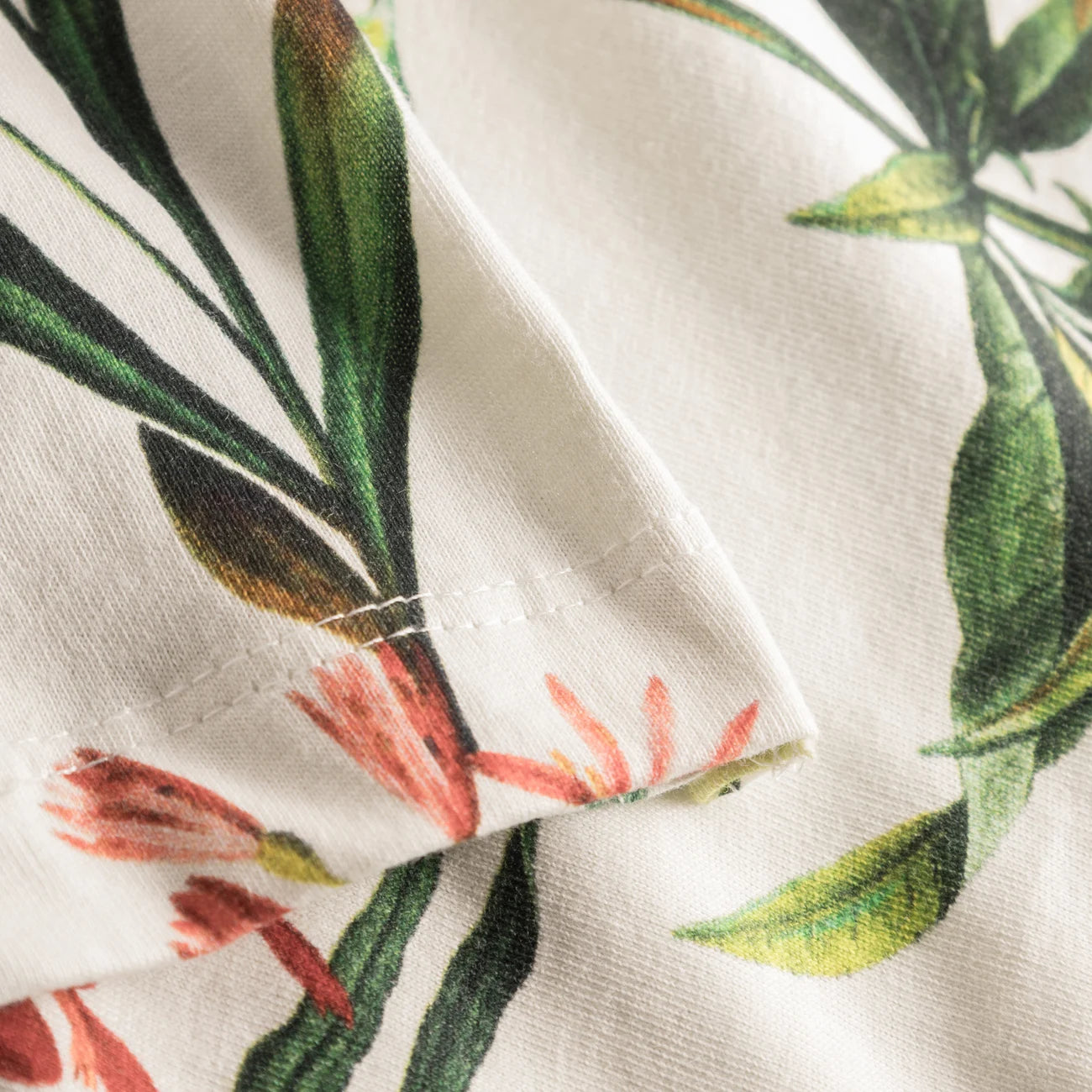 Dedicated Da-T-Shirt Visby Flower Field