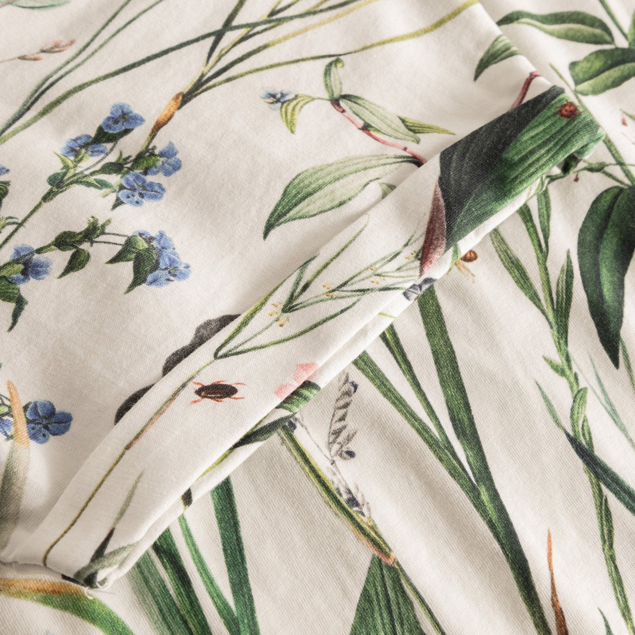 Dedicated Da-T-Shirt Visby Flower Field