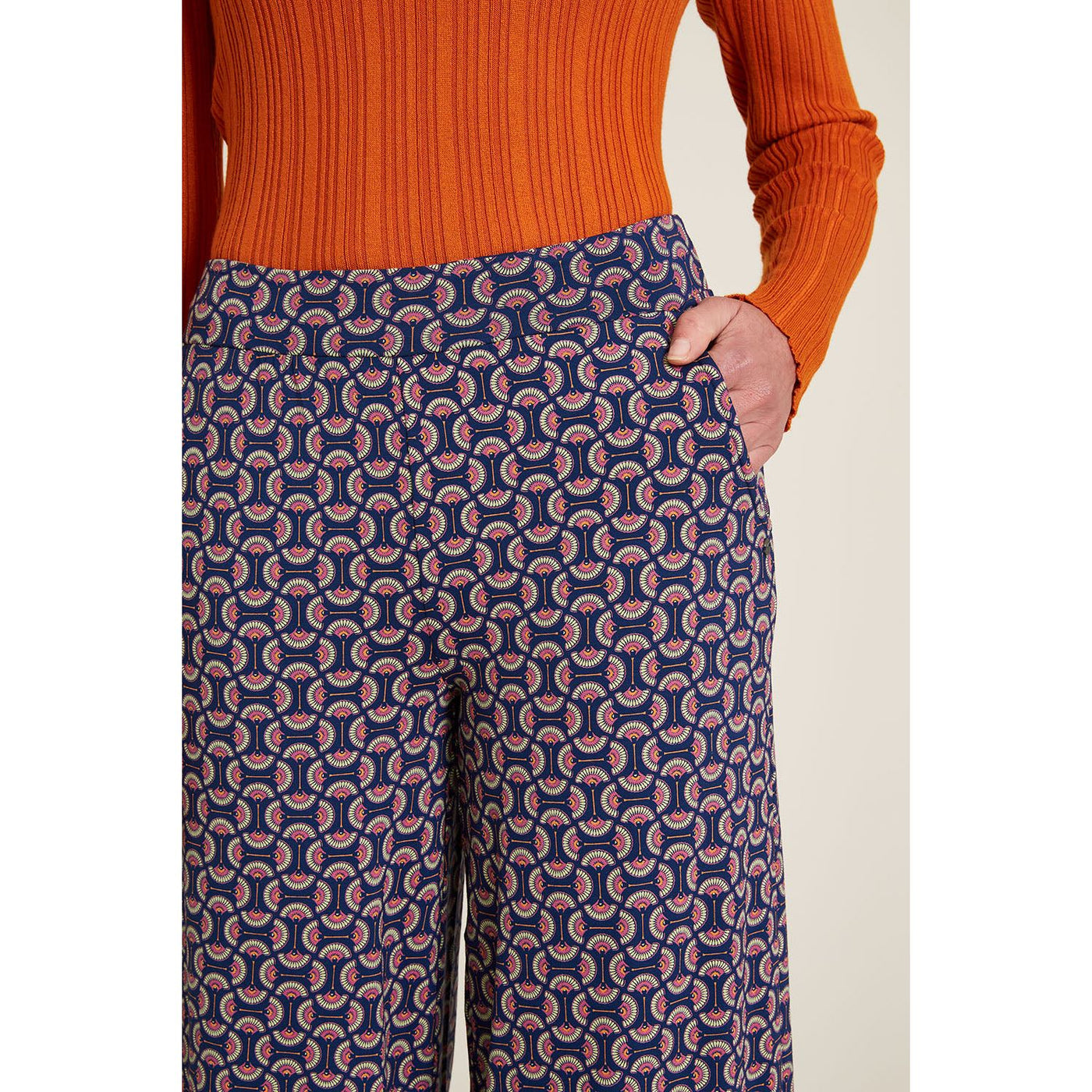 Lockere EcoVero Hose