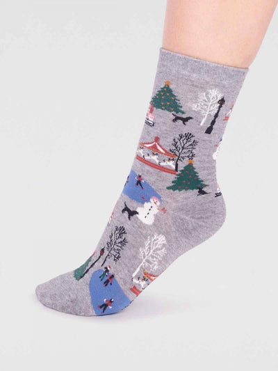 thought Kenna Bamboo Socks Christmas Scene