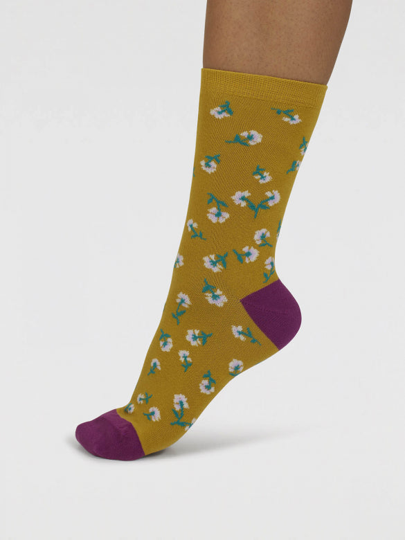 thought Mapel Bamboo Floral  Socks
