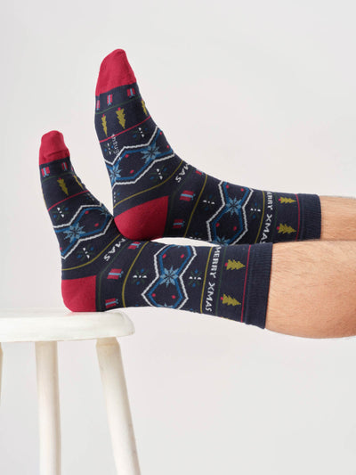 Thought Socks Mens Merry Xmas Hanging Jumper