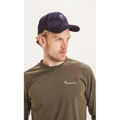 KnowledgeCotton Apparel Wales Corduroy Cap #farbe_total-eclipse