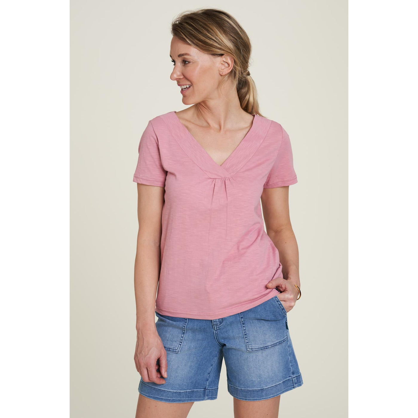 Shirt mit V-Ausschnitt