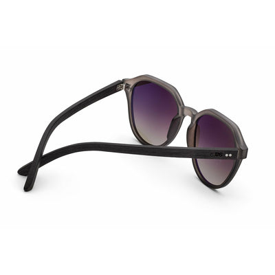 Sonnenbrille Helena aus schwarzen Eichenholz